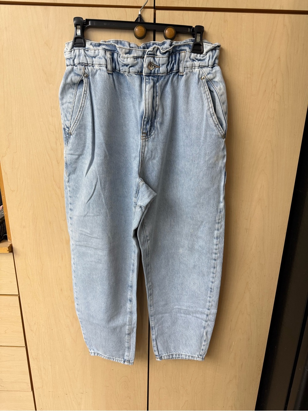 Zara Light Wash Relaxed Paperbag Waist Jeans